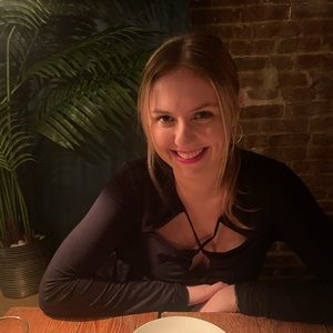 Meet your Posher, Charlotte